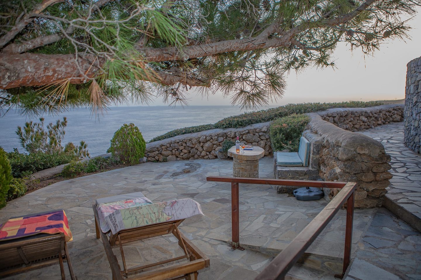 Gardens and terraces 1