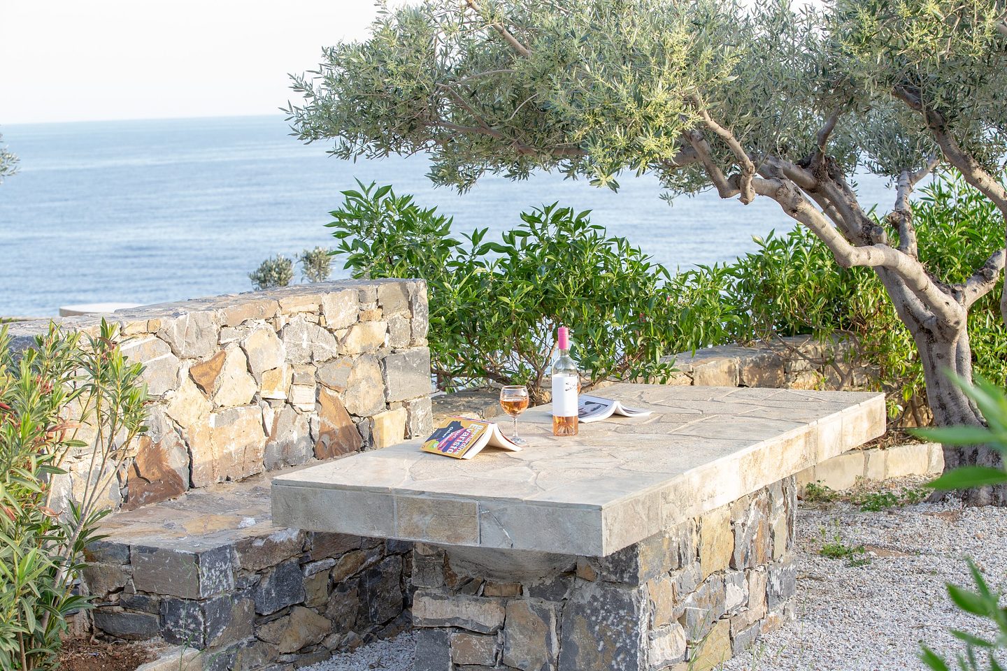 Gardens and terraces 13