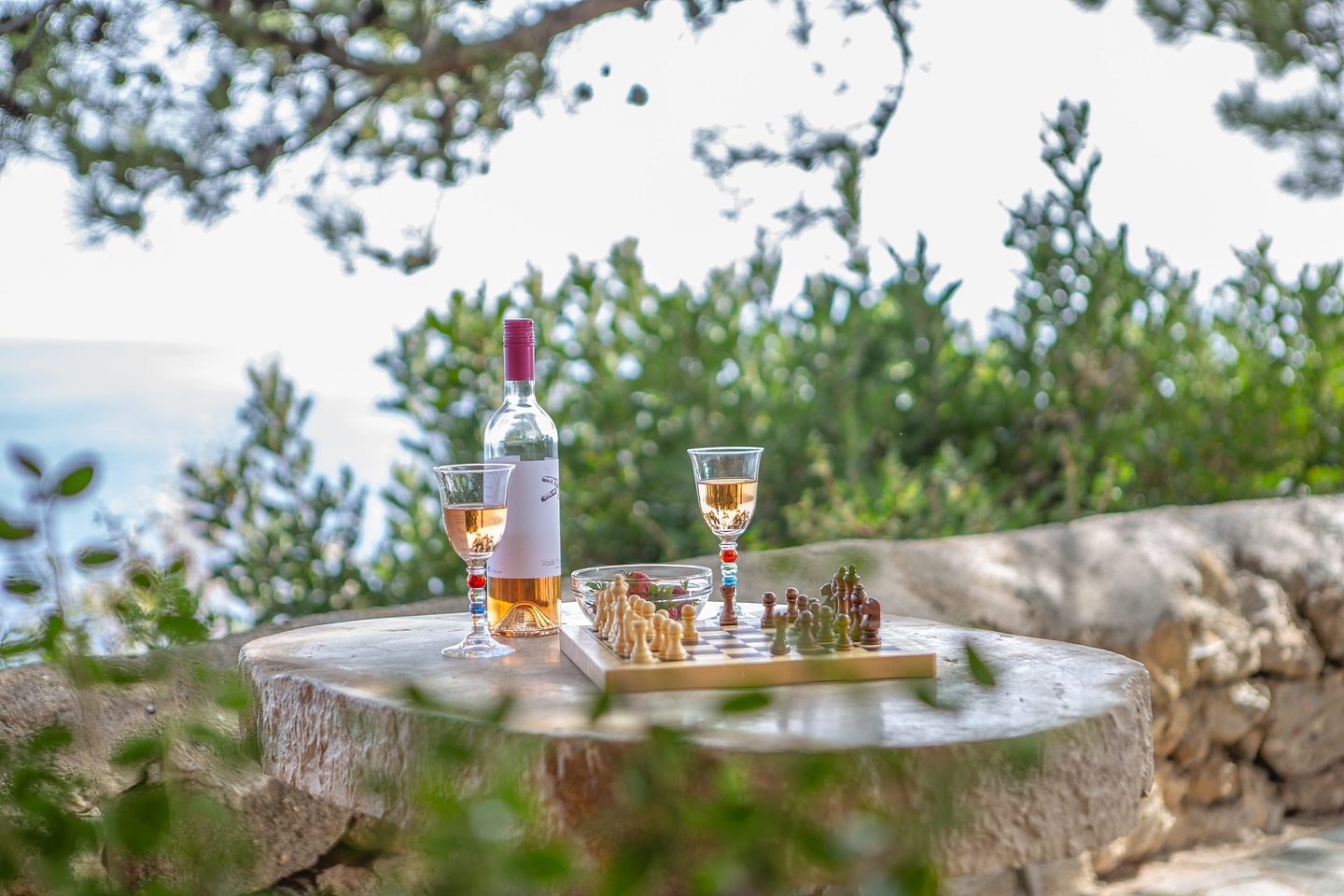 Gardens and terraces 8