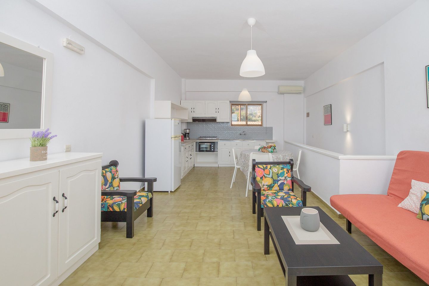 Mezonette interior 13