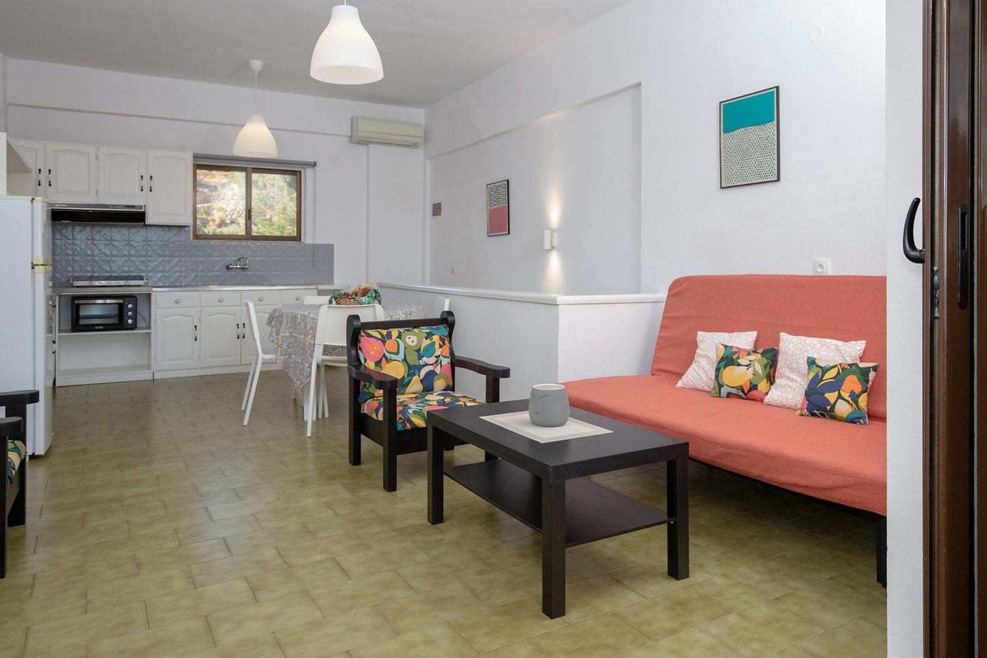 Mezonette interior 14