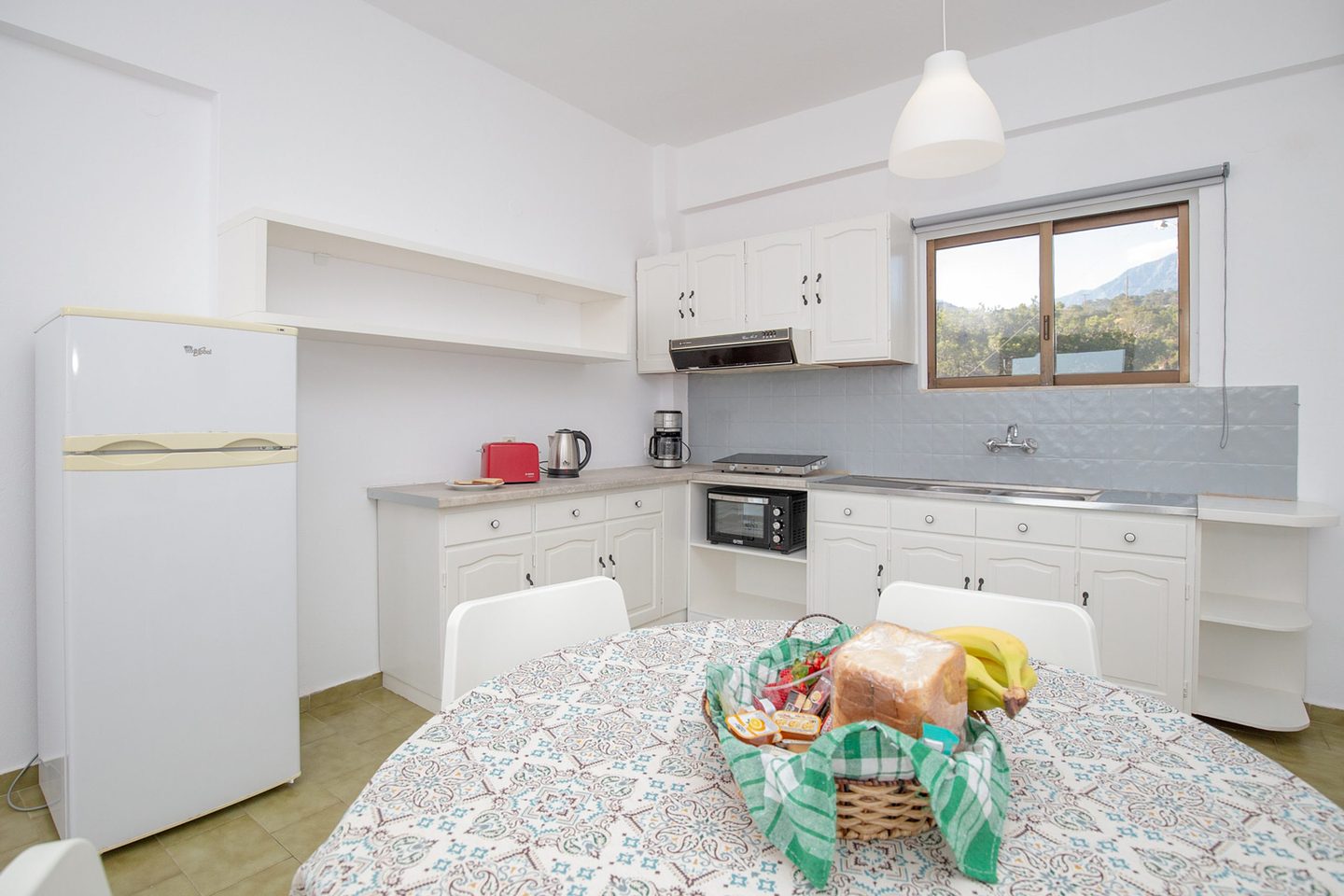 Mezonette interior 16