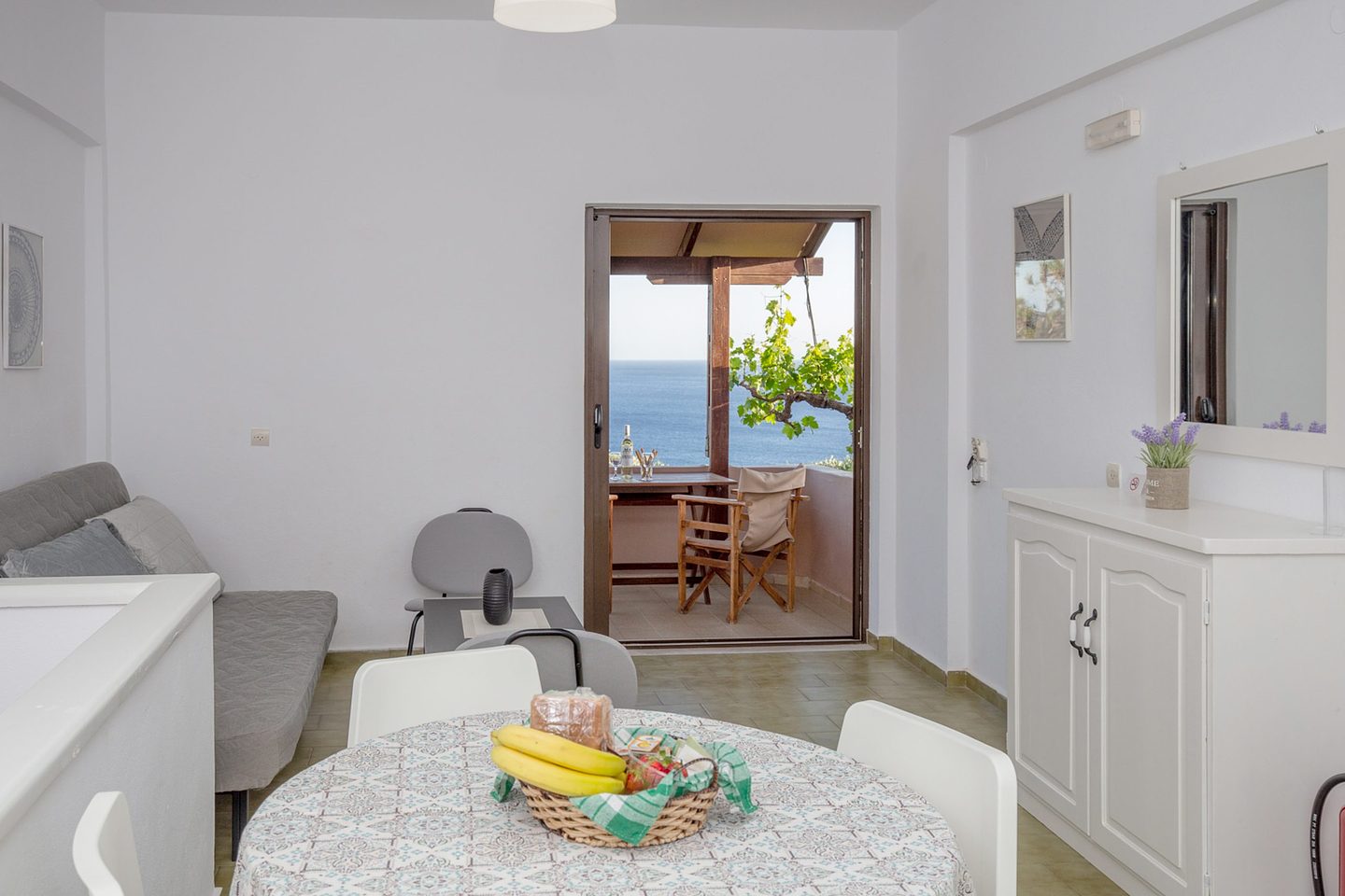 Mezonette interior 31