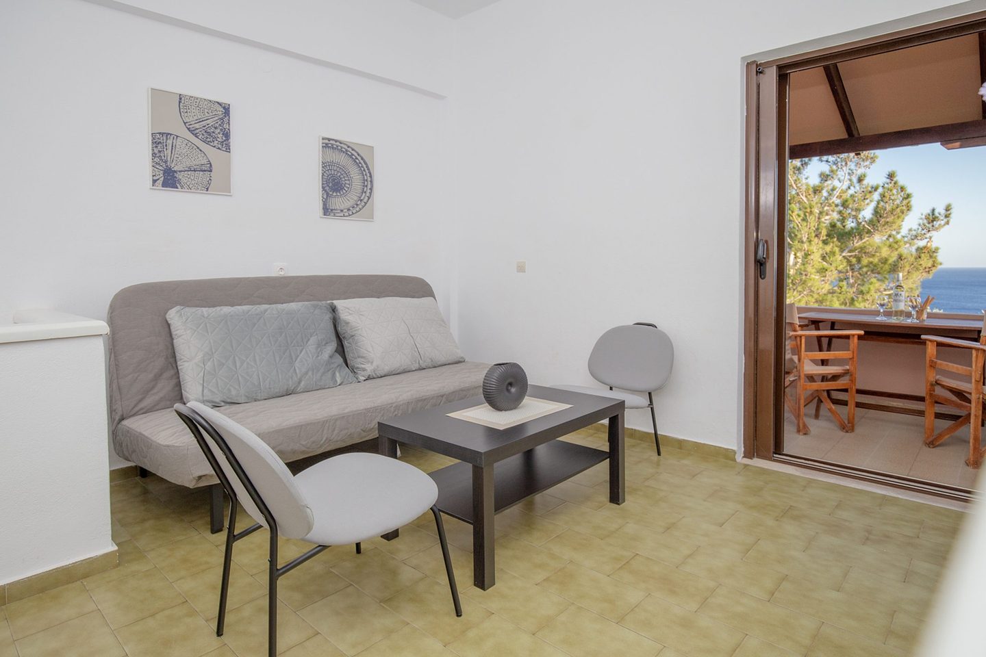 Mezonette interior 33