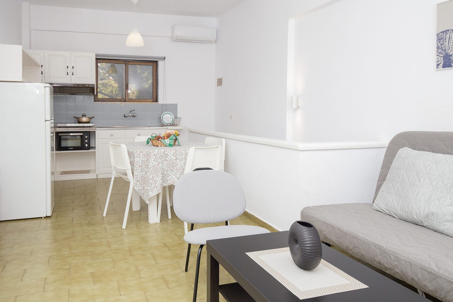 Mezonette interior 36