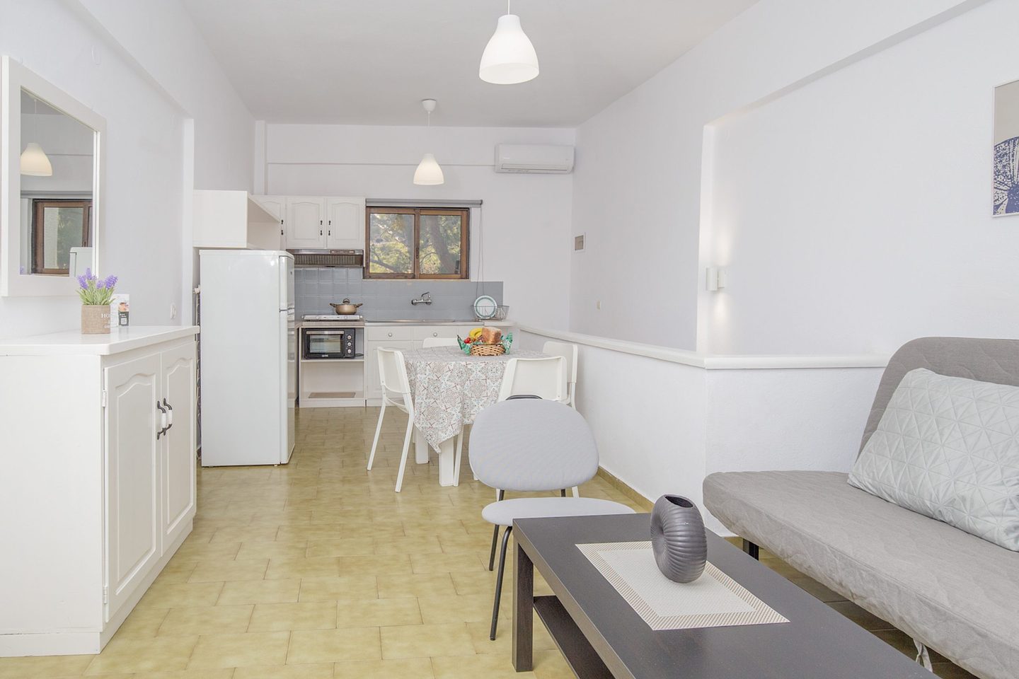 Mezonette interior 39